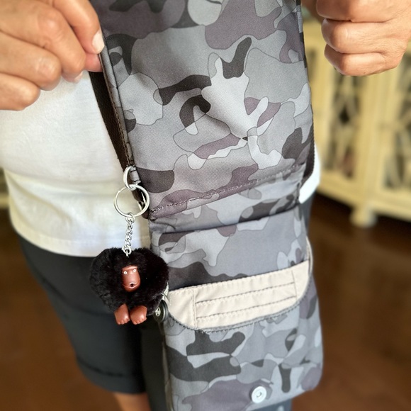 Kipling Men's Women's New Eldorado Crossbody Minibag - Picture 8 of 8